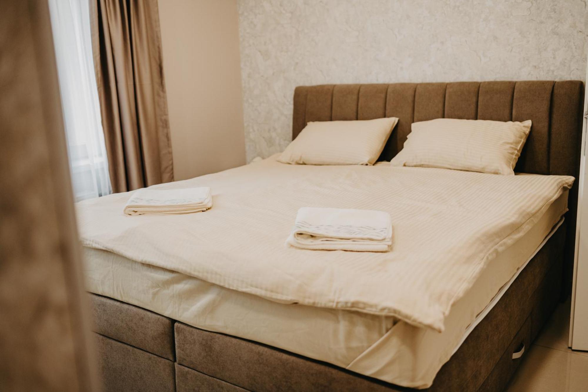 Prenociste Park Bed and Breakfast Modrica Εξωτερικό φωτογραφία