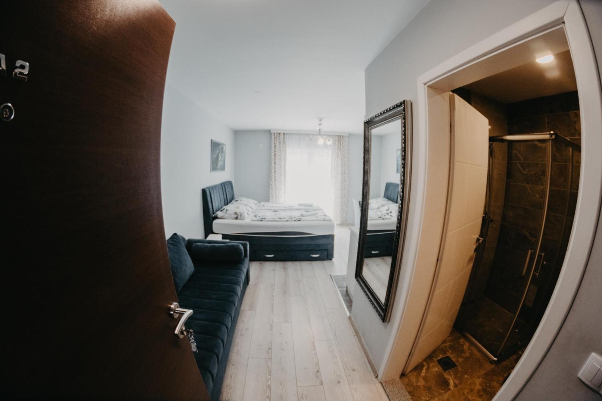 Prenociste Park Bed and Breakfast Modrica Εξωτερικό φωτογραφία