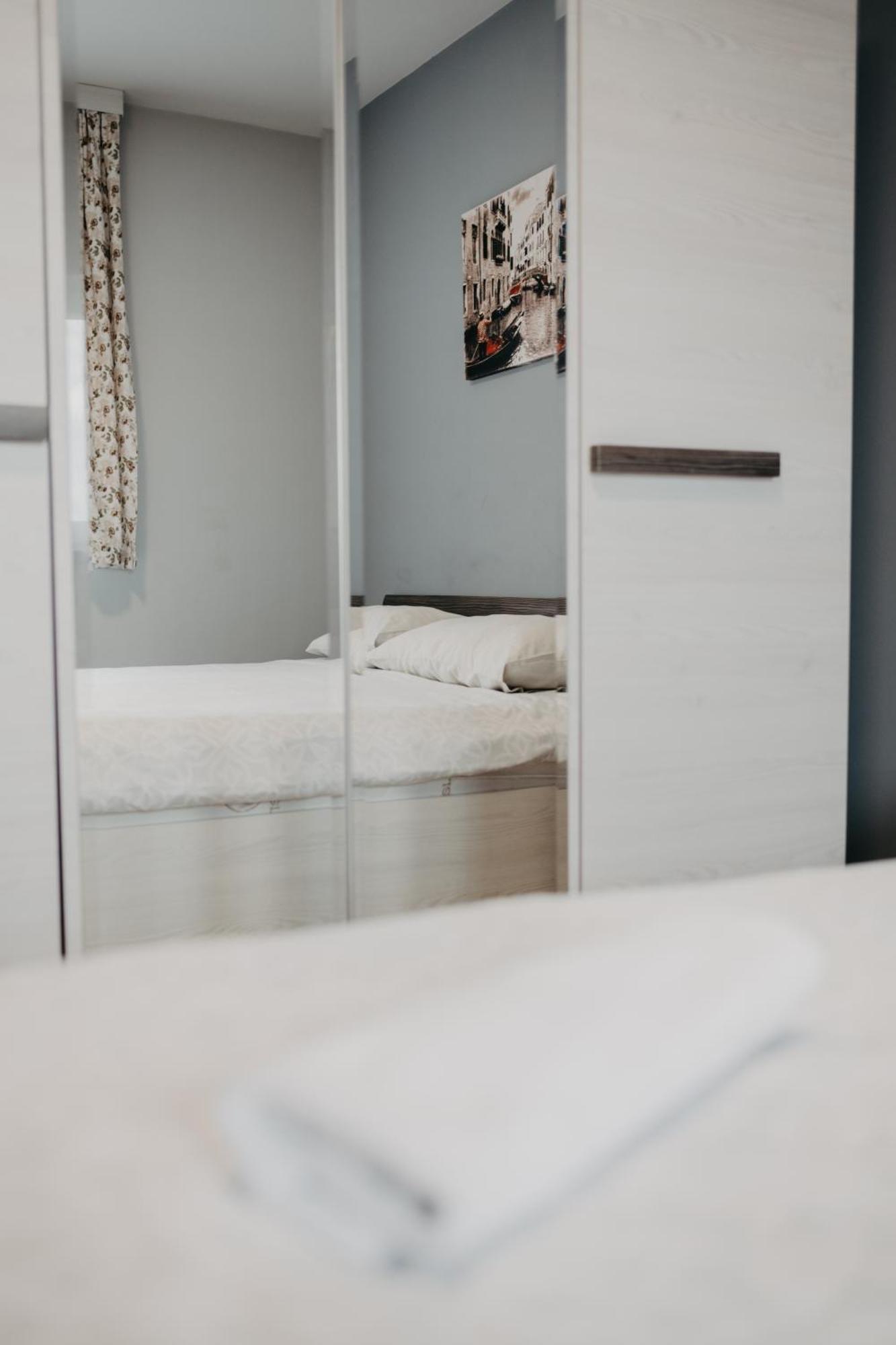 Prenociste Park Bed and Breakfast Modrica Εξωτερικό φωτογραφία