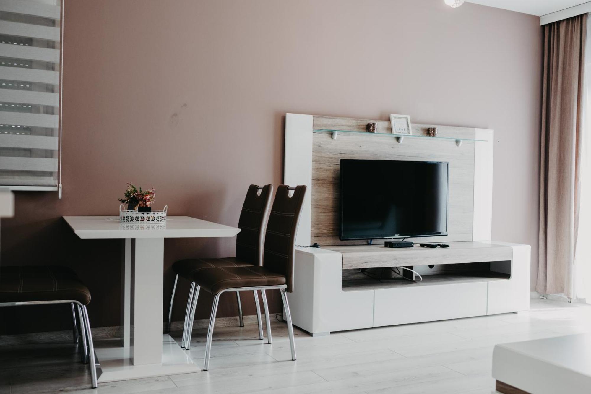 Prenociste Park Bed and Breakfast Modrica Εξωτερικό φωτογραφία