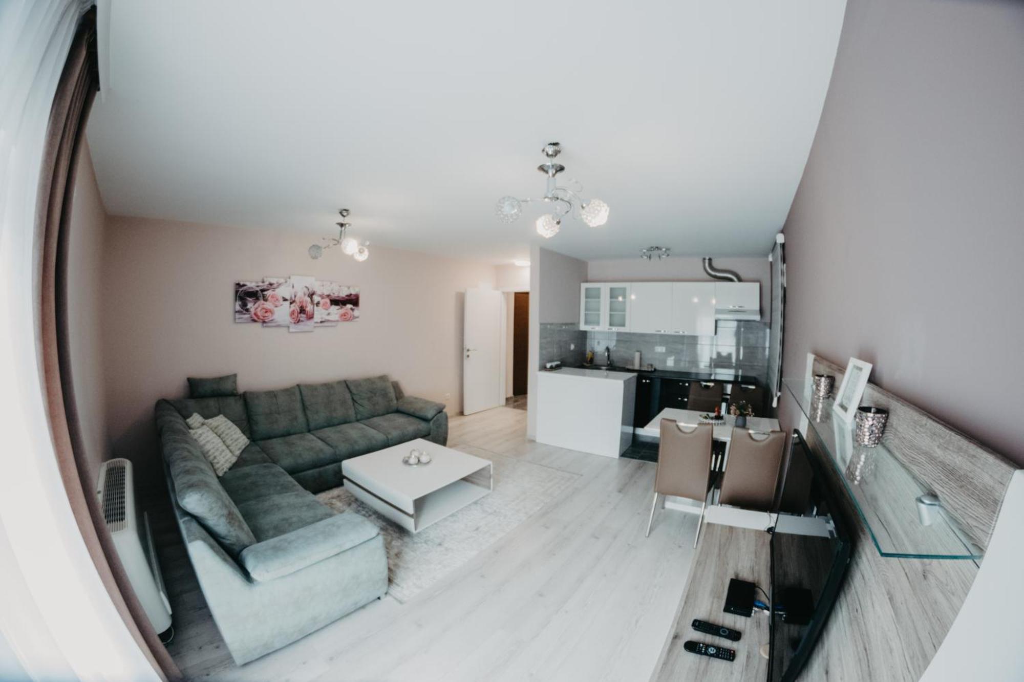 Prenociste Park Bed and Breakfast Modrica Εξωτερικό φωτογραφία