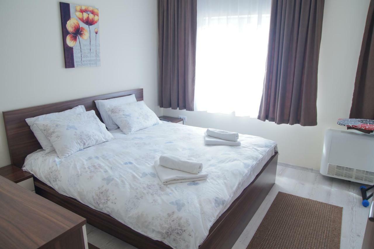 Prenociste Park Bed and Breakfast Modrica Εξωτερικό φωτογραφία
